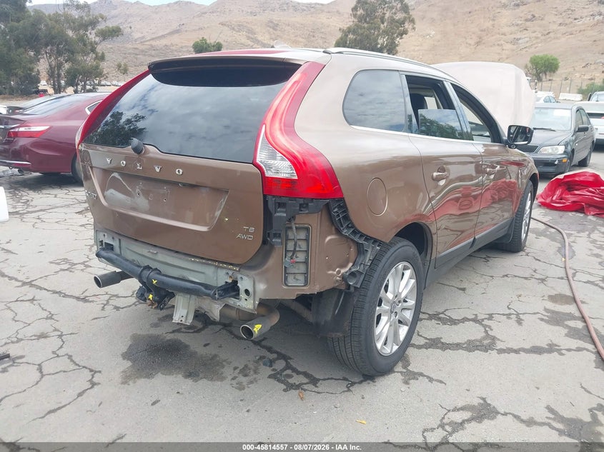 2010 Volvo Xc60 VIN YV4992DZ7A2035221 IAAI salvage auction — REAR END, Salvage (California), sold $650 on 2026-08-18 (photo 4)