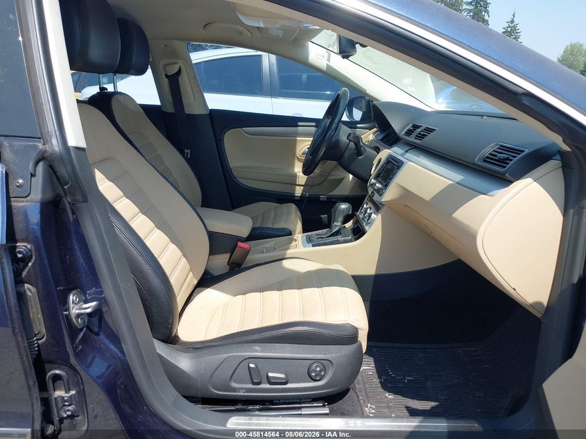 2013 Volkswagen Passat cc VIN WVWBP7AN8DE502173 IAAI salvage auction — NORMAL WEAR, Wait Title, sold $450 on 2026-08-19 (photo 5)