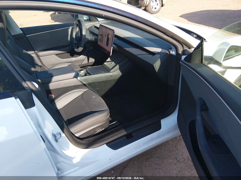 2025 Tesla Model 3 VIN 5YJ3E1EA9SF950724 IAAI salvage auction — REAR END, Salvage Title, sold $16,975 on 2026-09-04 (photo 5)