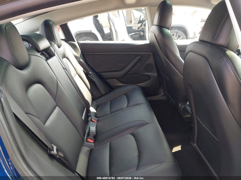 2022 Tesla Model 3 VIN 5YJ3E1EB8NF317533 IAAI salvage auction — LEFT SIDE, Salvage Title, sold $9,400 on 2026-10-08 (photo 8)