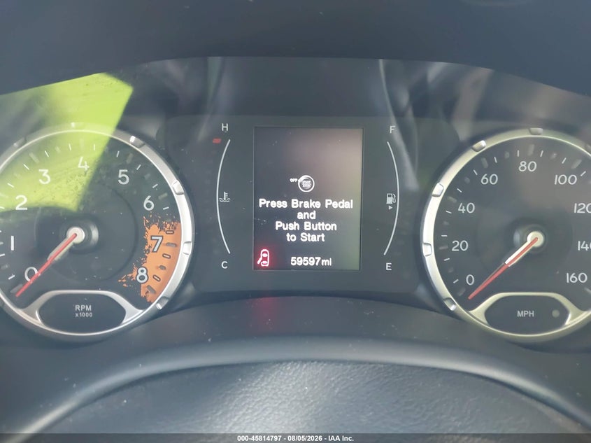 2017 Jeep Renegade VIN ZACCJBBB0HPG39683 IAAI salvage auction — SIDE, Salvage Title, sold $1,600 on 2026-08-20 (photo 7)