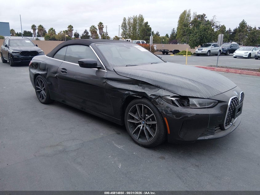 2027 BMW 4er VIN WBA53DB0XVCX77368 IAAI salvage auction — SIDE, Salvage Title, sold $43,600 on 2026-08-31 (photo 1)
