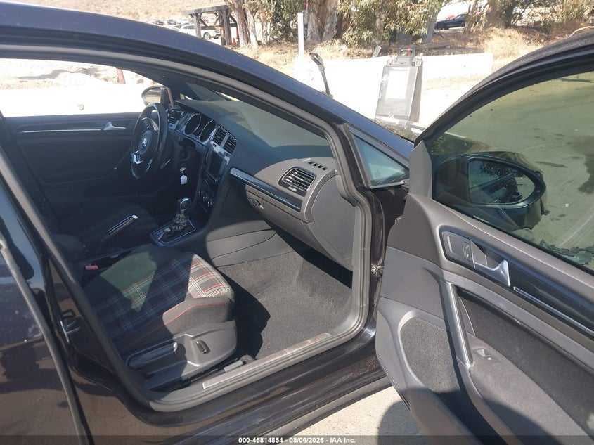 2016 Volkswagen Golf gti VIN 3VW4T7AUXGM010932 IAAI salvage auction — TRANSMISSION, Wait Title, sold $2,950 on 2026-09-15 (photo 5)
