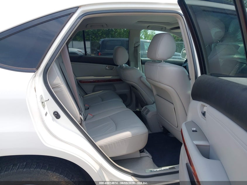 2007 Lexus Rx VIN 2T2GK31U97C021453 IAAI salvage auction — NORMAL WEAR, Clear (Missouri), sold $1,800 on 2026-08-27 (photo 8)