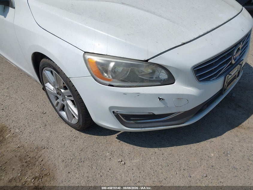 2018 Volvo VIN LYV402HK2JB160081 IAAI salvage auction — NORMAL WEAR, Clear (Washington), sold $525 on 2026-09-16 (photo 6)