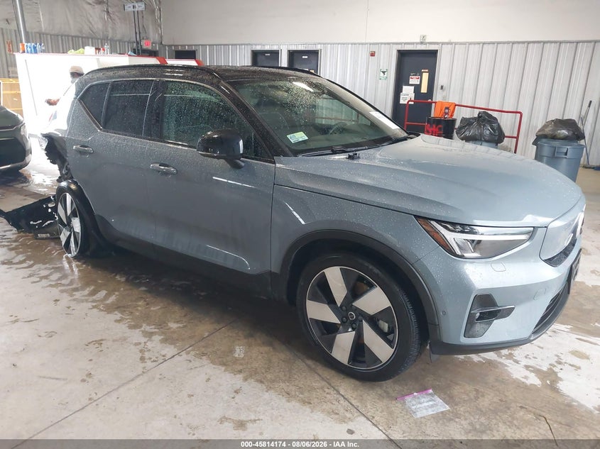 2023 Volvo Xc40 VIN YV4ED3UM6P2990964 — IAAI salvage auction photo