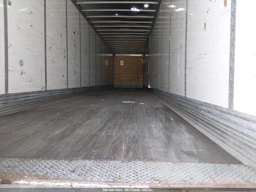 2019 Great dane trailers Unknown VIN 1GRAP0622KT126263 IAAI salvage auction — STORM DAMAGE, Wait Title, sold $2,900 on 2026-09-30 (photo 6)