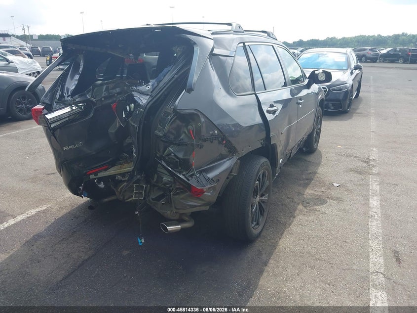 2022 Toyota Rav 4 VIN JTME6RFV7ND522345 IAAI salvage auction — REAR END, Salvage Title, sold $10,300 on 2026-10-09 (photo 4)