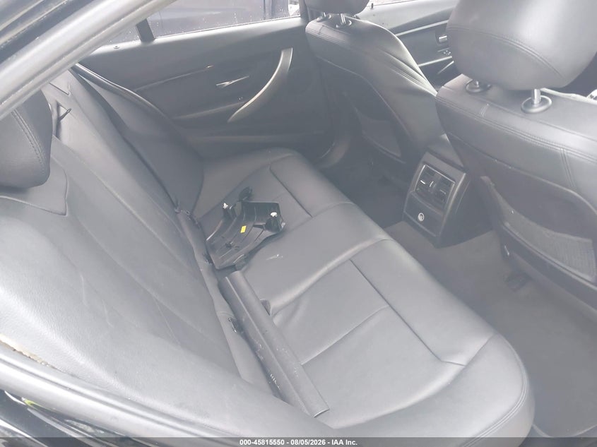 2016 BMW 3er VIN WBA8E9C50GK647686 IAAI salvage auction — LEFT REAR, Clear (Florida), sold $1,225 on 2026-08-26 (photo 8)