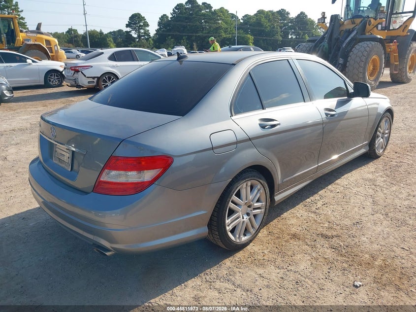 2009 Mercedes-benz C class VIN WDDGF54XX9R066930 IAAI salvage auction — NORMAL WEAR, Original (Texas), sold $550 on 2026-08-13 (photo 4)