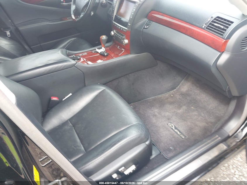 2010 Lexus Ls 460 VIN JTHBL5EF5A5099167 IAAI salvage auction — NORMAL WEAR, Repossession Paperwork (South Carolina), sold $1,900 on 2026-09-05 (photo 5)
