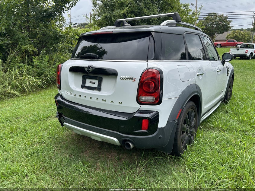 2017 Mini Countryman VIN WMZYT5C32H3D81375 IAAI salvage auction — NORMAL WEAR, Salvage Title, sold $1,000 on 2026-08-17 (photo 4)
