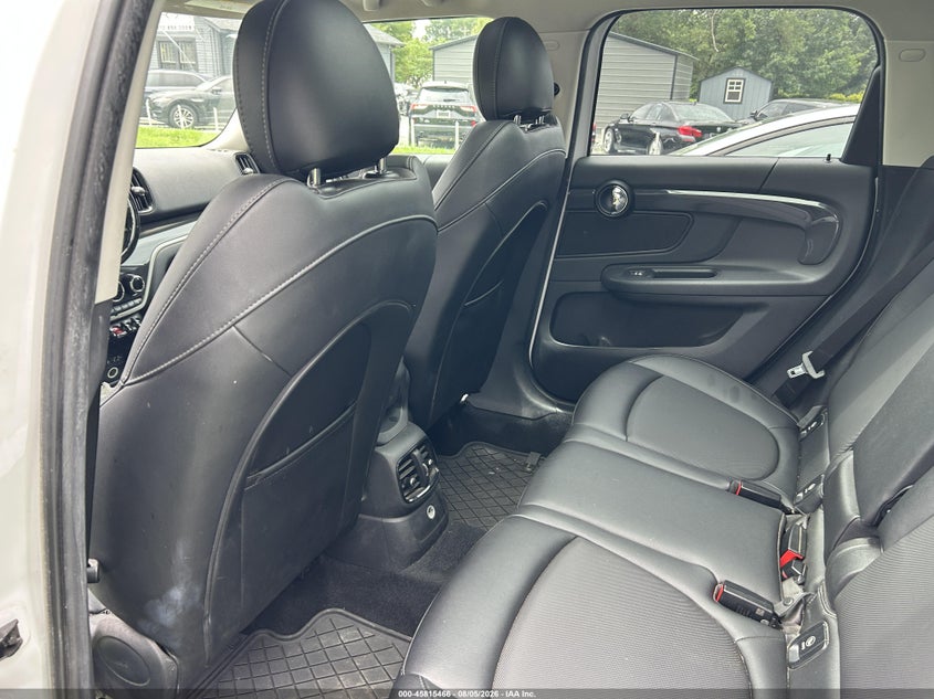 2017 Mini Countryman VIN WMZYT5C32H3D81375 IAAI salvage auction — NORMAL WEAR, Salvage Title, sold $1,000 on 2026-08-17 (photo 8)