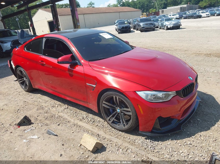 2016 BMW M4 VIN WBS3R9C54GK335834 — IAAI salvage auction photo