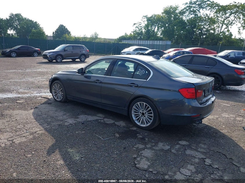 2014 BMW 3 series VIN WBA3B5G5XENS10182 IAAI salvage auction — LEFT FRONT, Clear (Pennsylvania), sold $1,675 on 2026-08-14 (photo 3)