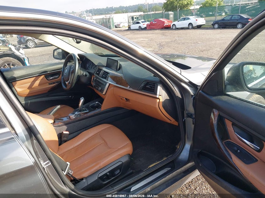 2014 BMW 3 series VIN WBA3B5G5XENS10182 IAAI salvage auction — LEFT FRONT, Clear (Pennsylvania), sold $1,675 on 2026-08-14 (photo 5)