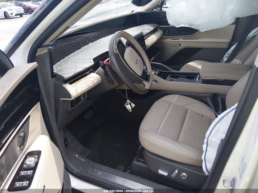 2025 Lincoln Nautilus VIN 5LMPJ8K40SJ963495 IAAI salvage auction — ROLLOVER, Salvage Title, sold $1,300 on 2026-09-08 (photo 5)