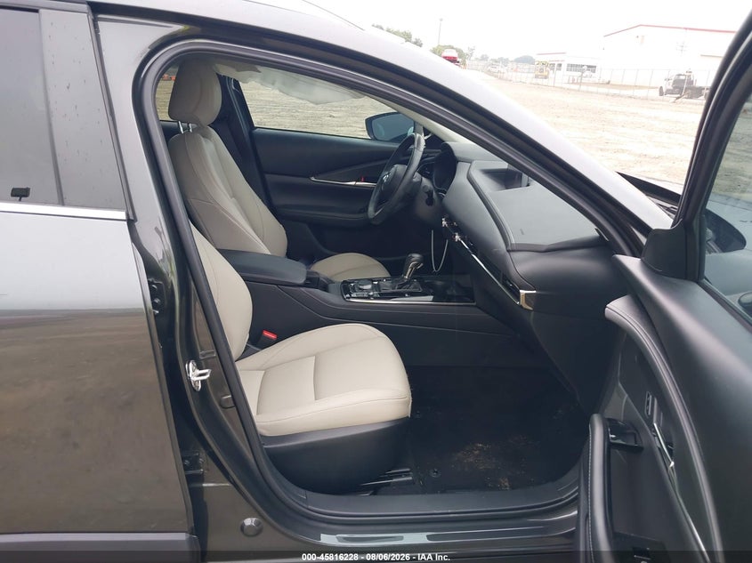 2023 Mazda Cx-30 VIN 3MVDMBCM0PM563538 IAAI salvage auction — FRONT END, Salvage Title, sold $8,100 on 2026-09-03 (photo 5)