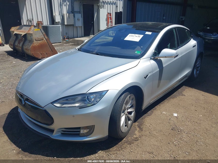 2016 Tesla Model s VIN 5YJSA1E20GF131723 IAAI salvage auction — WATER/FLOOD, Wait Title, sold $3,500 on 2026-09-11 (photo 2)