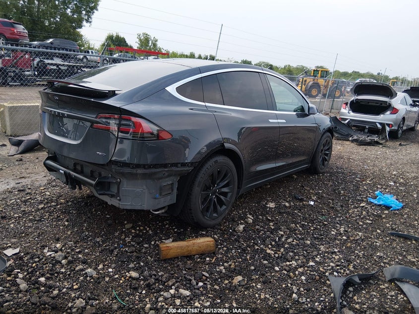 2016 Tesla Model x VIN 5YJXCBE29GF014373 IAAI salvage auction — FRONT & REAR, Salvage Title, sold $3,700 on 2026-08-30 (photo 4)