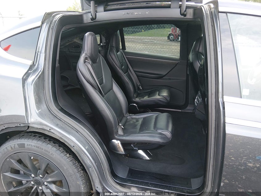 2016 Tesla Model x VIN 5YJXCBE29GF014373 IAAI salvage auction — FRONT & REAR, Salvage Title, sold $3,700 on 2026-08-30 (photo 8)