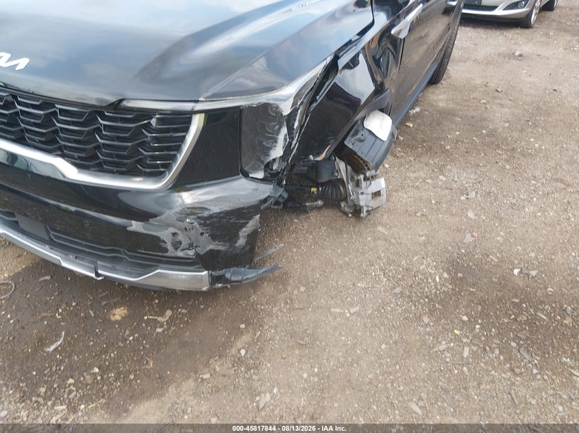 2025 Kia Sorento VIN 5XYRLDJC4SG313449 IAAI salvage auction — FRONT & REAR, Wait Title, sold $10,300 on 2026-10-04 (photo 6)