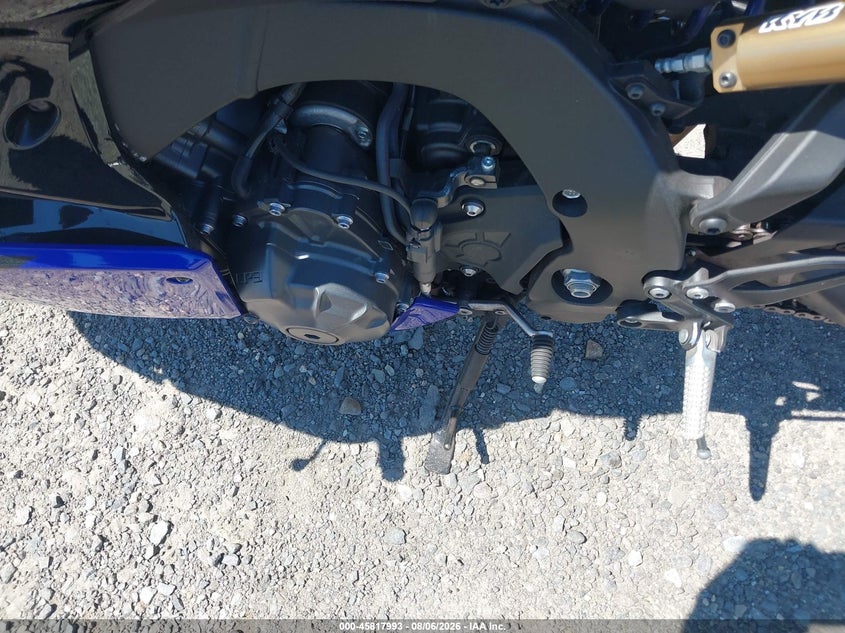2025 Yamaha VIN JYARNA3E4SA000551 IAAI salvage auction — FRONT END, Salvage Title, sold $2,200 on 2026-09-29 (photo 9)