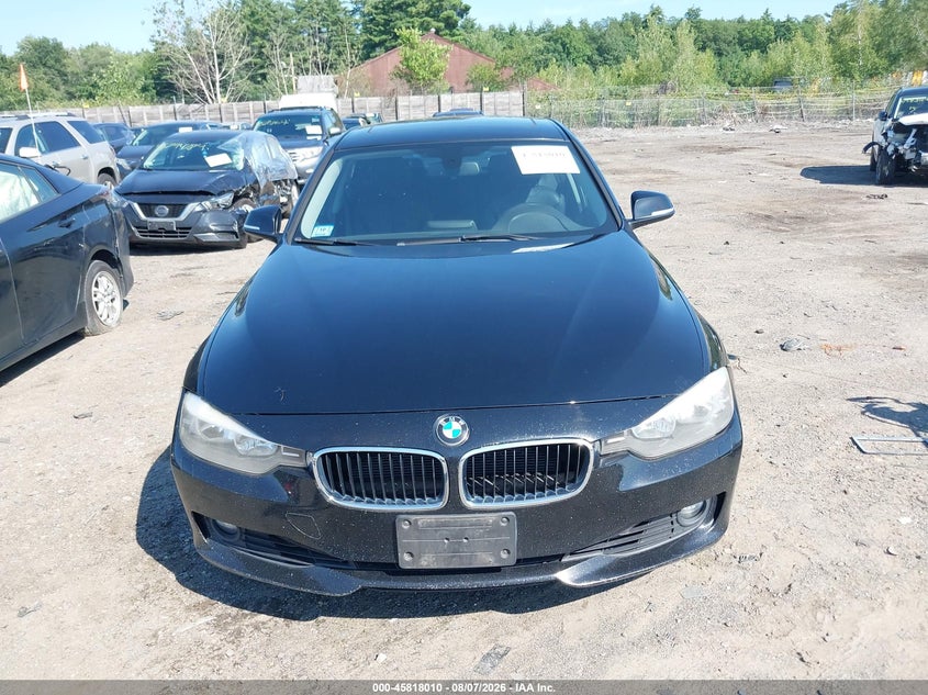 2015 BMW 3er VIN WBA3B5C52FP654278 IAAI salvage auction — NORMAL WEAR, Salvage Title, sold $2,925 on 2026-08-14 (photo 6)