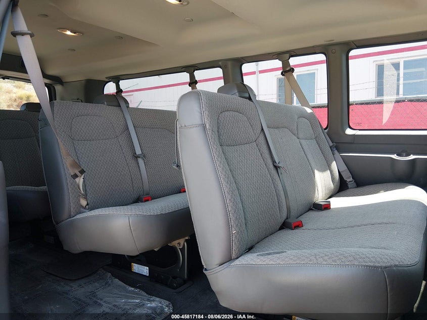 2017 Chevrolet Express 3500 VIN 1GAZGPFFXH1274389 IAAI salvage auction — NORMAL WEAR, Sf97 (California), sold $19,800 on 2026-09-10 (photo 8)