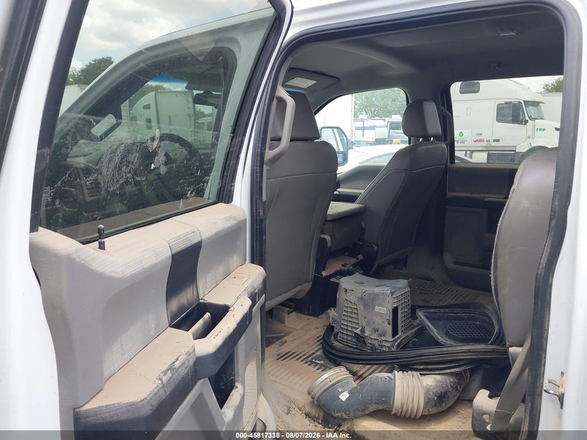 2018 Ford F550 VIN 1FD0W5HT5JEB42497 IAAI salvage auction — WATER/FLOOD, Wait Title, sold $7,975 on 2026-08-31 (photo 7)