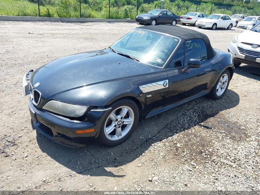 2001 BMW Z3 VIN WBACN33441LM00140 IAAI salvage auction — NORMAL WEAR, Clear (Virginia), sold $1,300 on 2026-09-01 (photo 2)