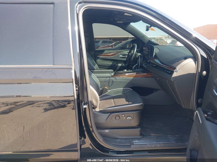 2022 Cadillac Escalade VIN 1GYS3BKL4NR226476 IAAI salvage auction — FRONT END, Salvage Title, sold $24,050 on 2026-10-07 (photo 5)