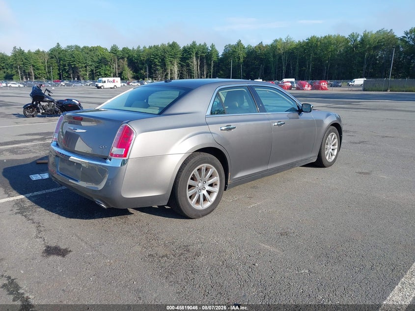 2011 Chrysler 300 VIN 2C3CA5CG7BH598462 IAAI salvage auction — NORMAL WEAR, Clear (New York), sold $800 on 2026-08-22 (photo 4)
