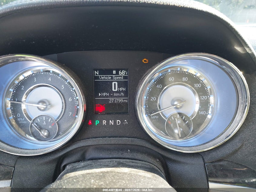 2011 Chrysler 300 VIN 2C3CA5CG7BH598462 IAAI salvage auction — NORMAL WEAR, Clear (New York), sold $800 on 2026-08-22 (photo 7)