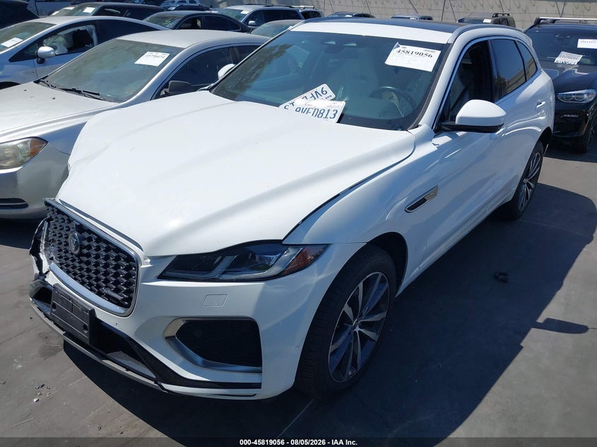 2024 Jaguar F-pace VIN SADCT2EX1RA730002 IAAI salvage auction — RIGHT FRONT, Salvage Title, sold $12,500 on 2026-08-26 (photo 2)
