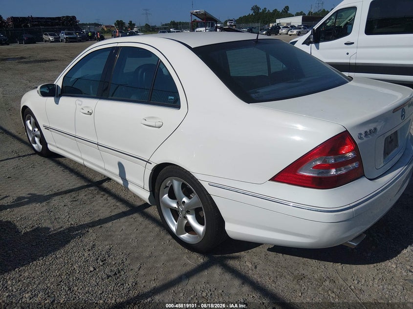 2006 Mercedes-benz C class VIN WDBRF52H36A866282 IAAI salvage auction — NORMAL WEAR, Clear (Georgia), sold $175 on 2026-08-21 (photo 3)