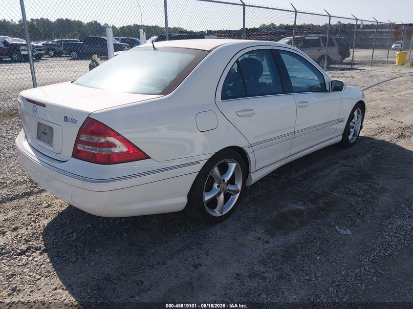 2006 Mercedes-benz C class VIN WDBRF52H36A866282 IAAI salvage auction — NORMAL WEAR, Clear (Georgia), sold $175 on 2026-08-21 (photo 4)