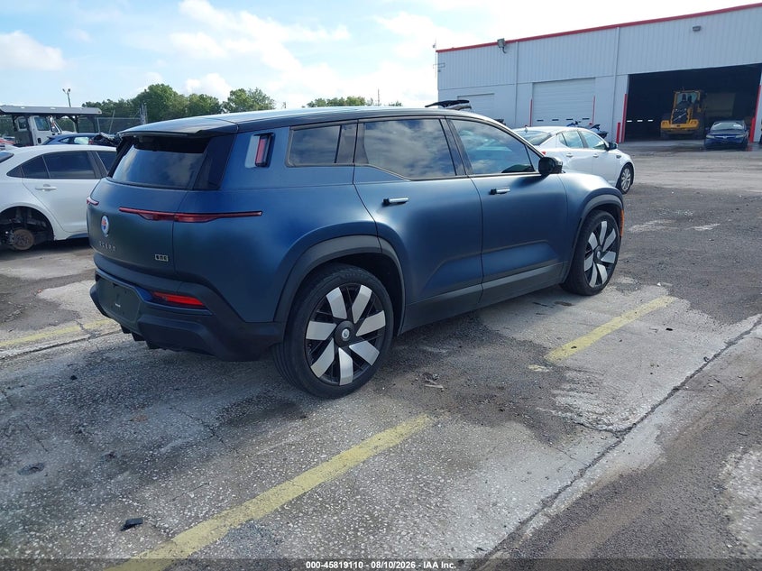 2023 Fisker Ocean VIN VCF1ZBU2XPG006035 IAAI salvage auction — NORMAL WEAR, Clear (Indiana), sold $11,250 on 2026-09-30 (photo 4)