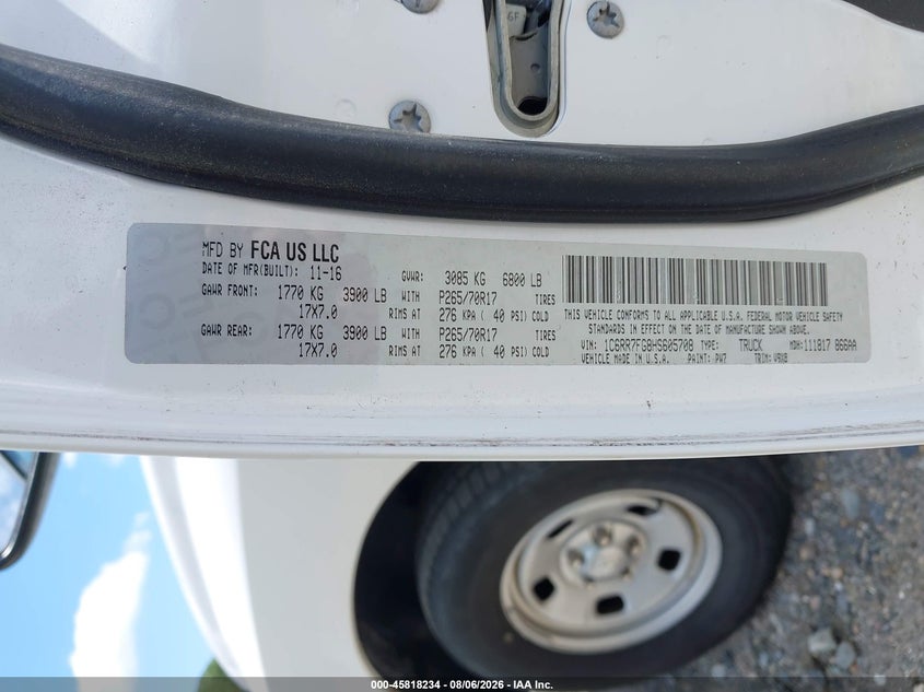 2017 Ram 1500 VIN 1C6RR7FG8HS605708 IAAI salvage auction — NORMAL WEAR, SF97 (Virginia), sold $12,825 on 2026-08-19 (photo 9)