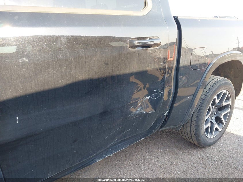 2025 Ram 1500 VIN 1C6SRFJP1SN561835 IAAI salvage auction — SIDE, Wait Title, sold $20,400 on 2026-08-14 (photo 6)