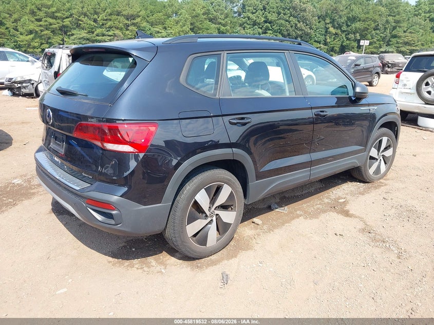 2024 Volkswagen Taos VIN 3VV8X7B26RM021436 IAAI salvage auction — SIDE, Salvage (Alabama), sold $7,575 on 2026-09-02 (photo 4)