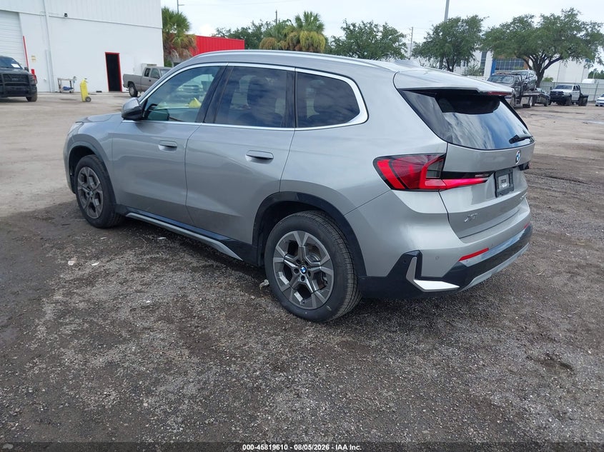 2026 BMW X1 VIN WBX73EF0XT5694247 IAAI salvage auction — RIGHT SIDE, Salvage Title, sold $16,200 on 2026-08-19 (photo 3)