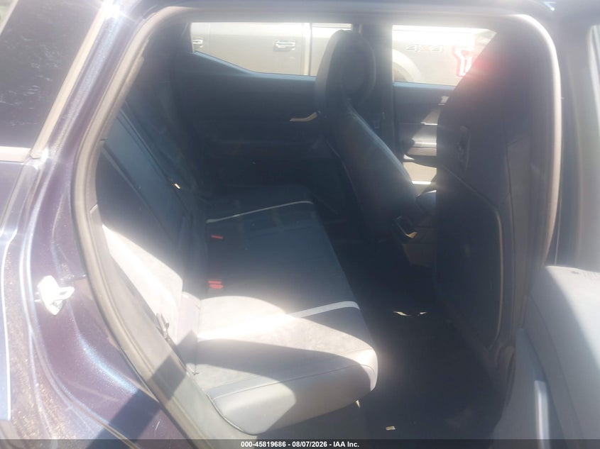 2023 Fisker Ocean VIN VCF1ZBU23PG005941 IAAI salvage auction — NORMAL WEAR, Wait Title, sold $8,700 on 2026-08-28 (photo 8)