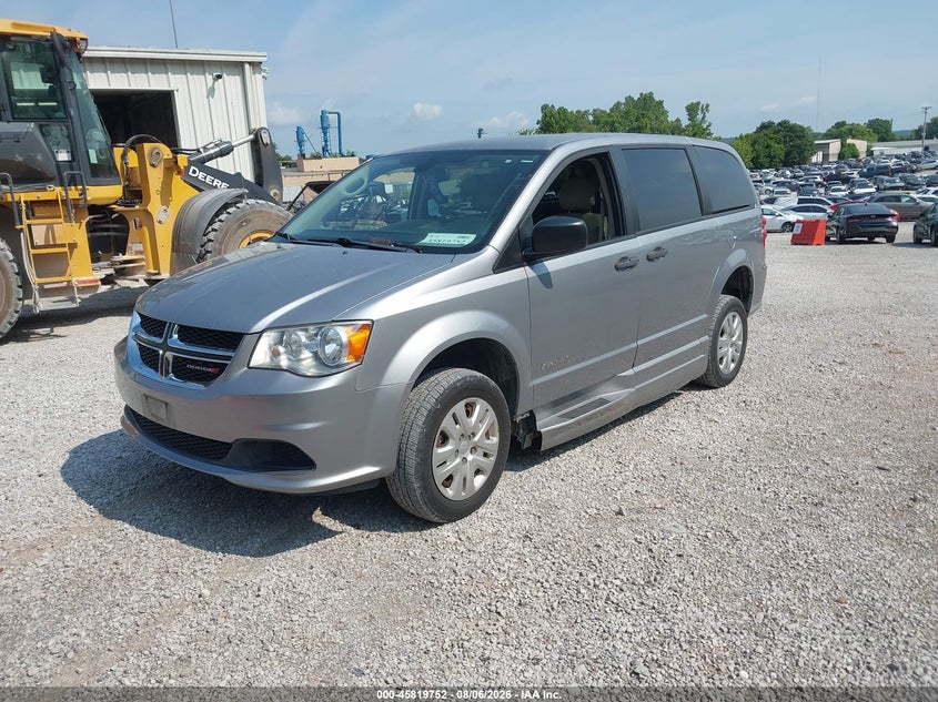 2019 Dodge Caravan VIN 2C7WDGBG9KR672846 IAAI salvage auction — NORMAL WEAR, Sf97 (Kentucky), sold $9,600 on 2026-09-15 (photo 2)