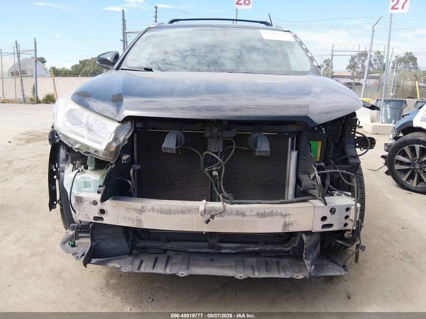 2018 Toyota Highlander VIN 5TDKZRFH2JS541887 IAAI salvage auction — FRONT END, Wait Title, sold $10,000 on 2026-08-22 (photo 6)
