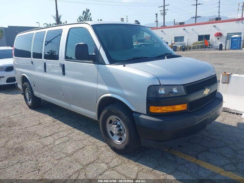 2019 Chevrolet Express 2500 VIN 1GAWGEFGXK1341659 — IAAI salvage auction photo
