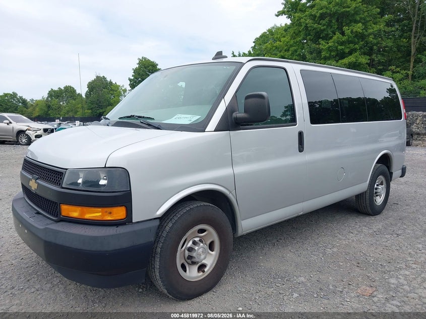 2019 Chevrolet Express 2500 VIN 1GAWGEFG1K1280024 IAAI salvage auction — NORMAL WEAR, Sf97 (New York), sold $13,500 on 2026-08-20 (photo 2)