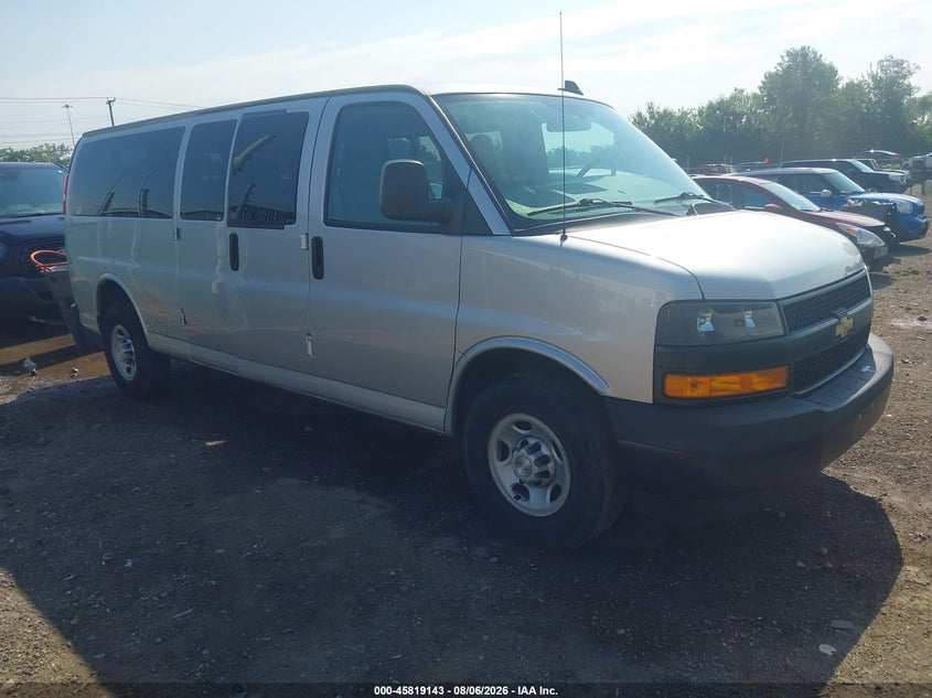 2019 Chevrolet Express 3500 VIN 1GAZGNFG8K1341091 — IAAI salvage auction photo