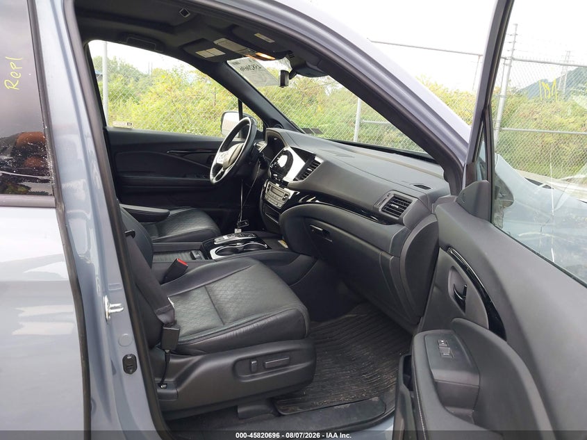 2022 Honda Passport VIN 5FNYF8H05NB002324 IAAI salvage auction — RIGHT FRONT, Wait Title, sold $9,850 on 2026-08-25 (photo 5)