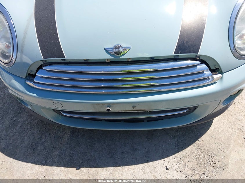 2013 Mini Hardtop VIN WMWSU3C57DT681507 IAAI salvage auction — NORMAL WEAR, Clear - Dealer Only (California), sold $375 on 2026-08-15 (photo 6)